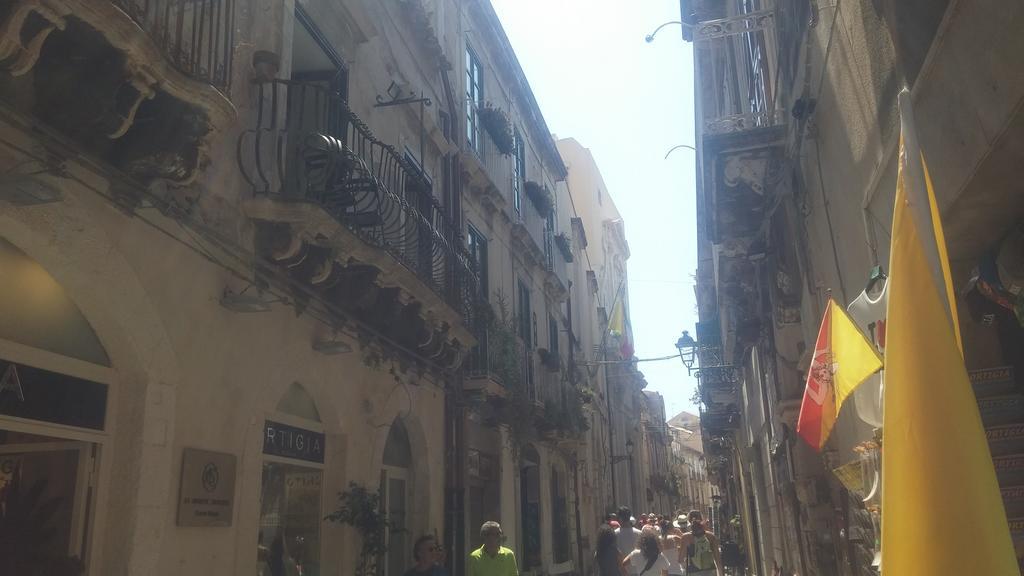 דירות סירקוזה Casa Barnaba מראה חיצוני תמונה